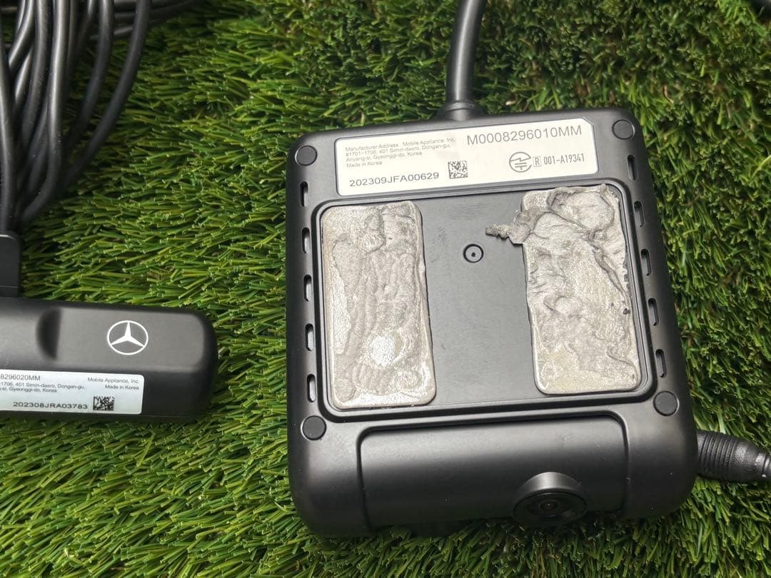 メルセデス•ベンツ前後純正ドライブレコーダー360度　中古品