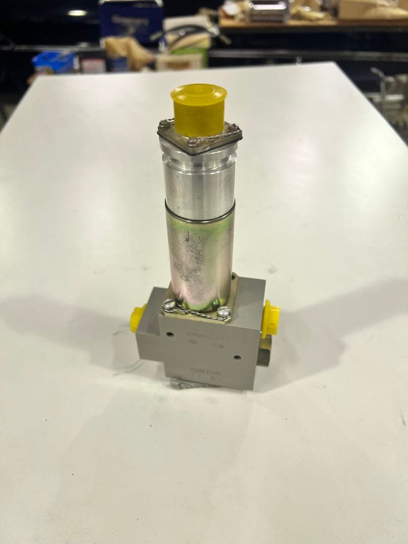 ハイドロ　ADEXスクエア　本物　ほぼ新品