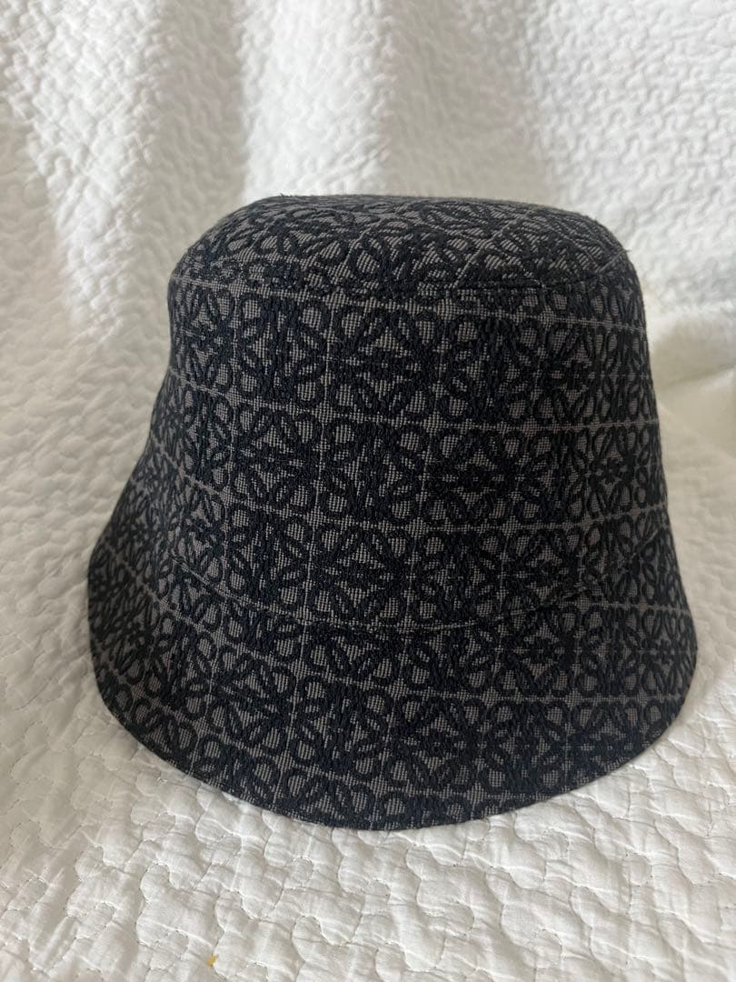 【24時間限定価格】ロエベ　バケットハット