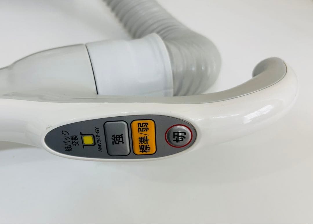 送料込み！Panasonic 紙パック式掃除機 MC-PKL19AJ-W d