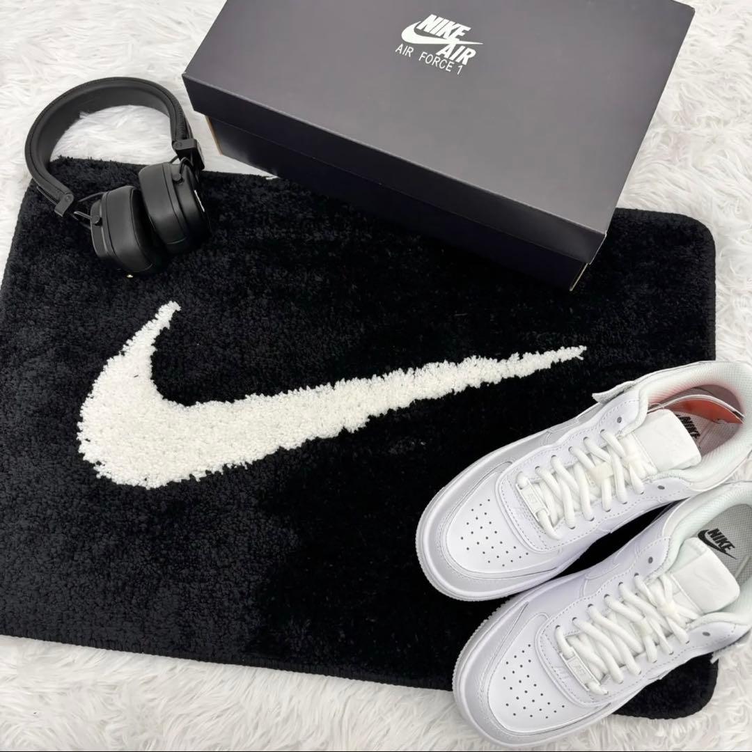 ナイキ Nike Swoosh Rug ラグマット