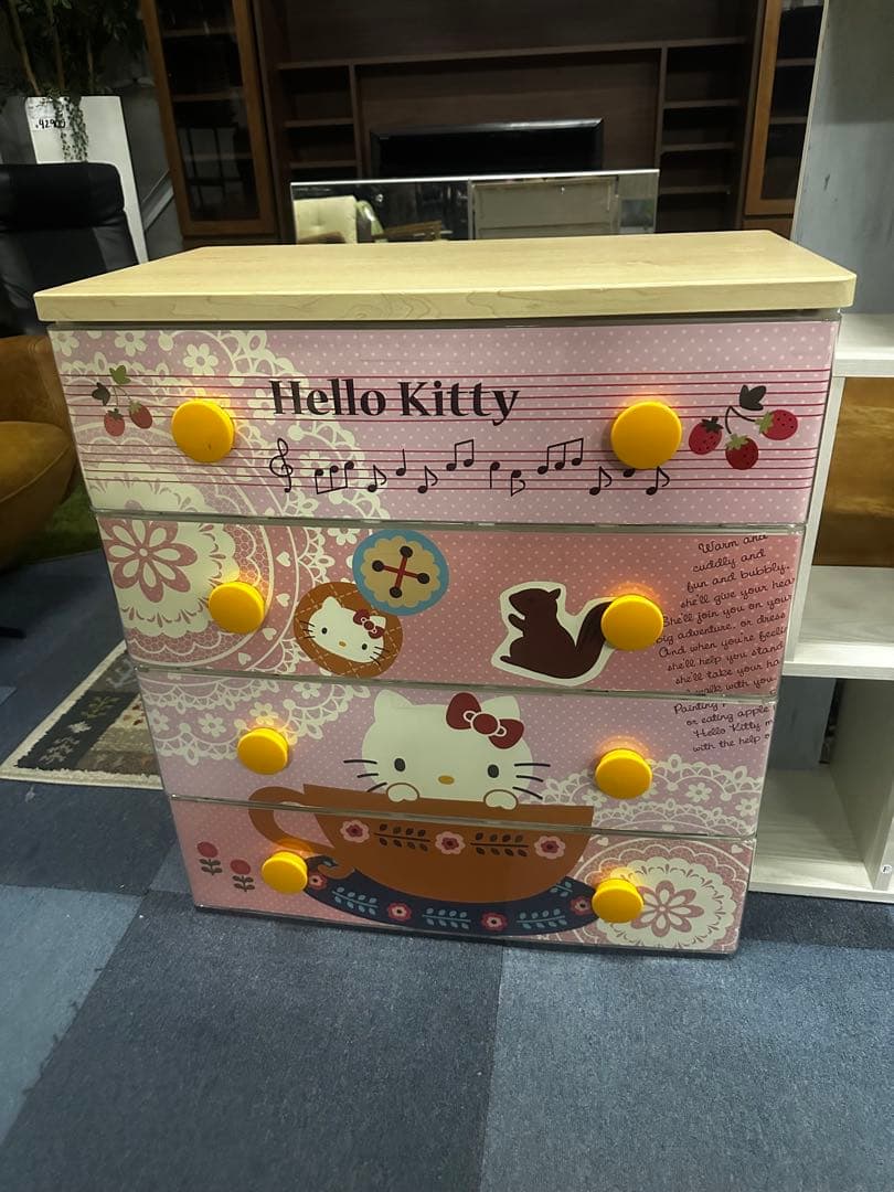 u*1様 Hello Kitty 4段チェスト