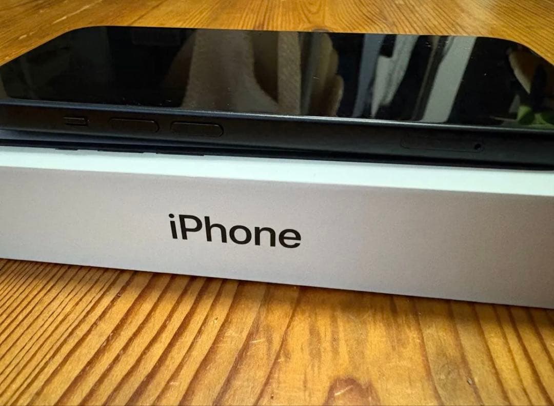 Apple iPhone 15 ブラック 本体 その他 最終値下げ