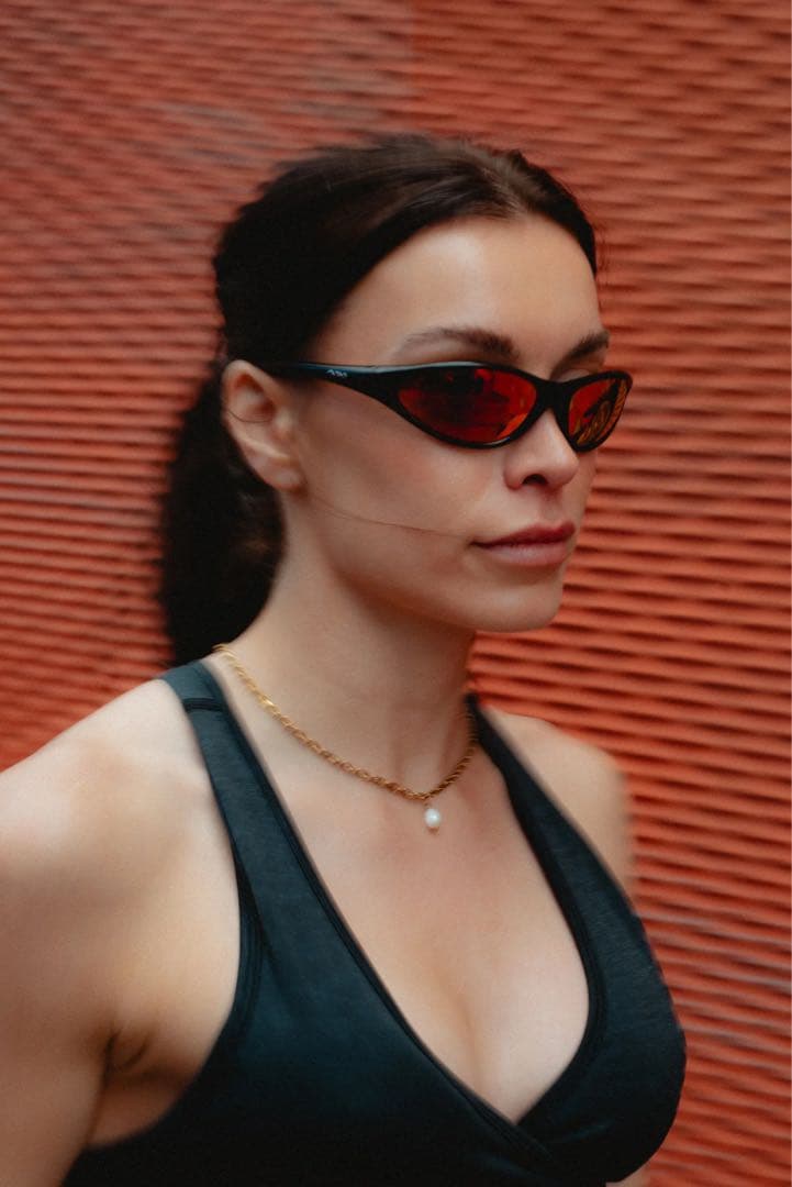 小物 AIM Sunnies - Black Heat