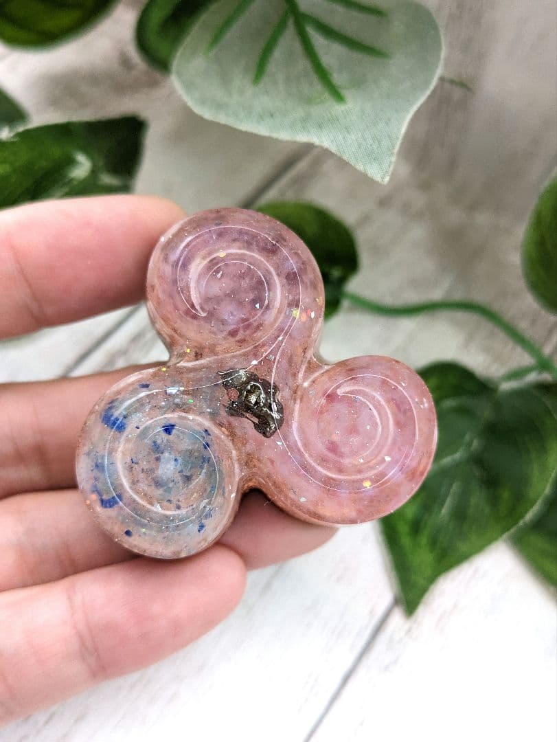 【やま】ローズクォーツの天使ちゃん形オルゴナイト☆他９点