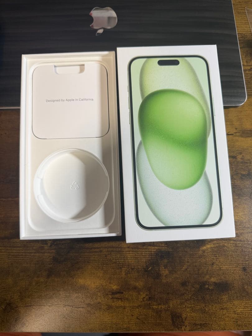 【美品】Apple iPhone 15 Puls 256GB グリーン