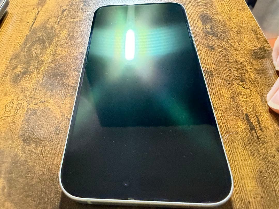 【美品】Apple iPhone 15 Puls 256GB グリーン