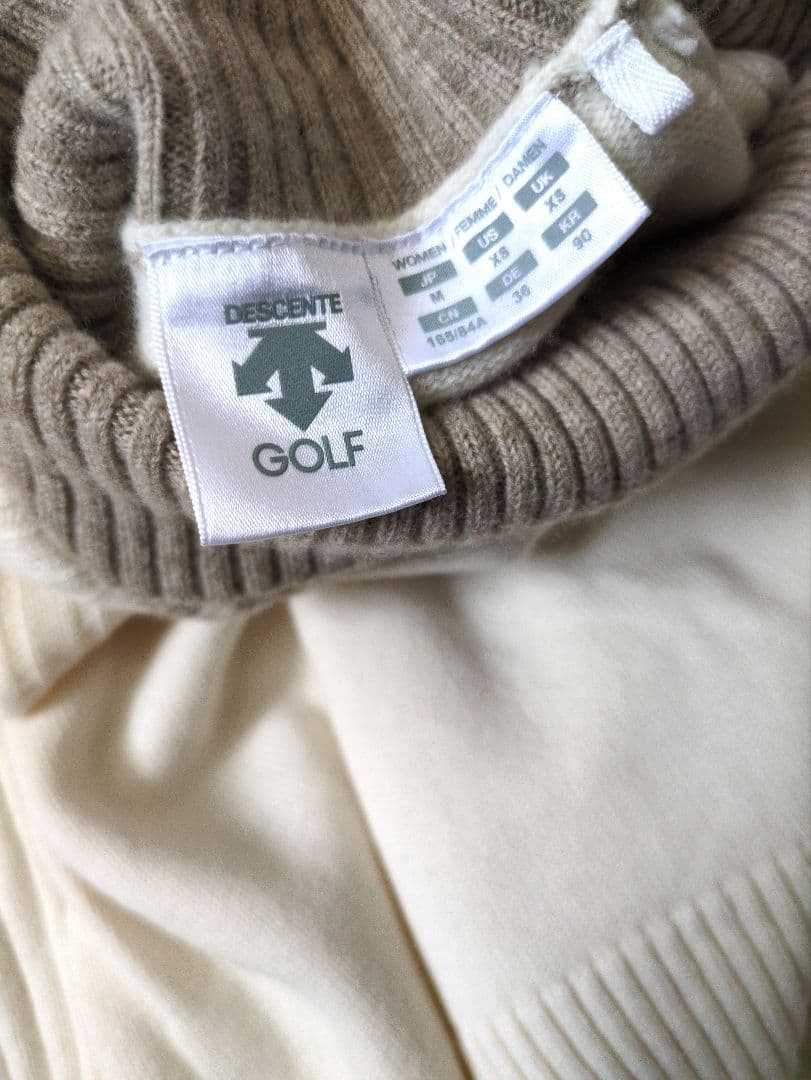 DESCENTE GOLFLuxeスワロフスキーセットアップデサントゴルフニット