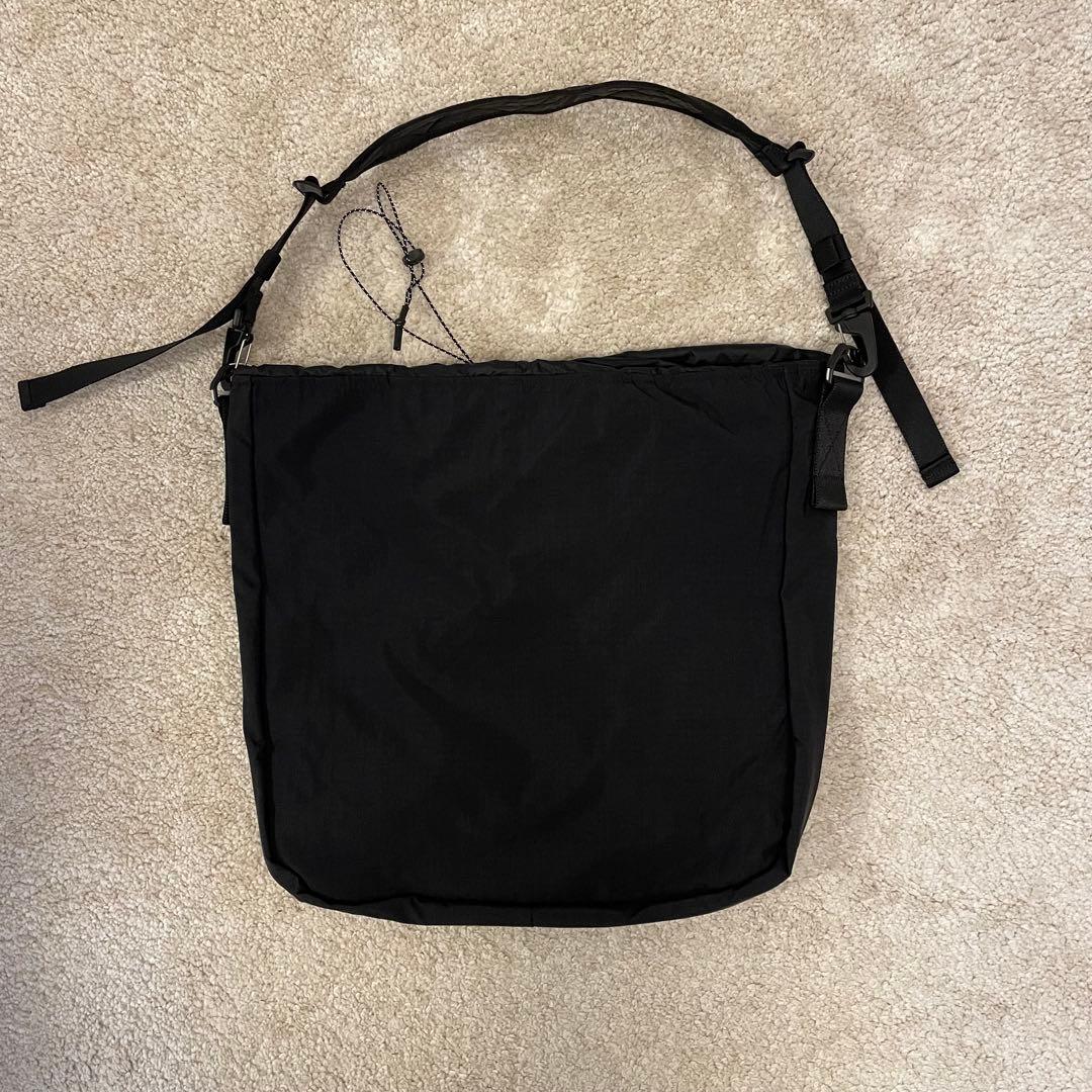 maastik / kiht ショルダーバッグ