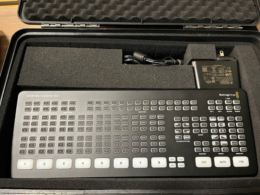 ATEM MINI EXTREME ISO スイッチャー