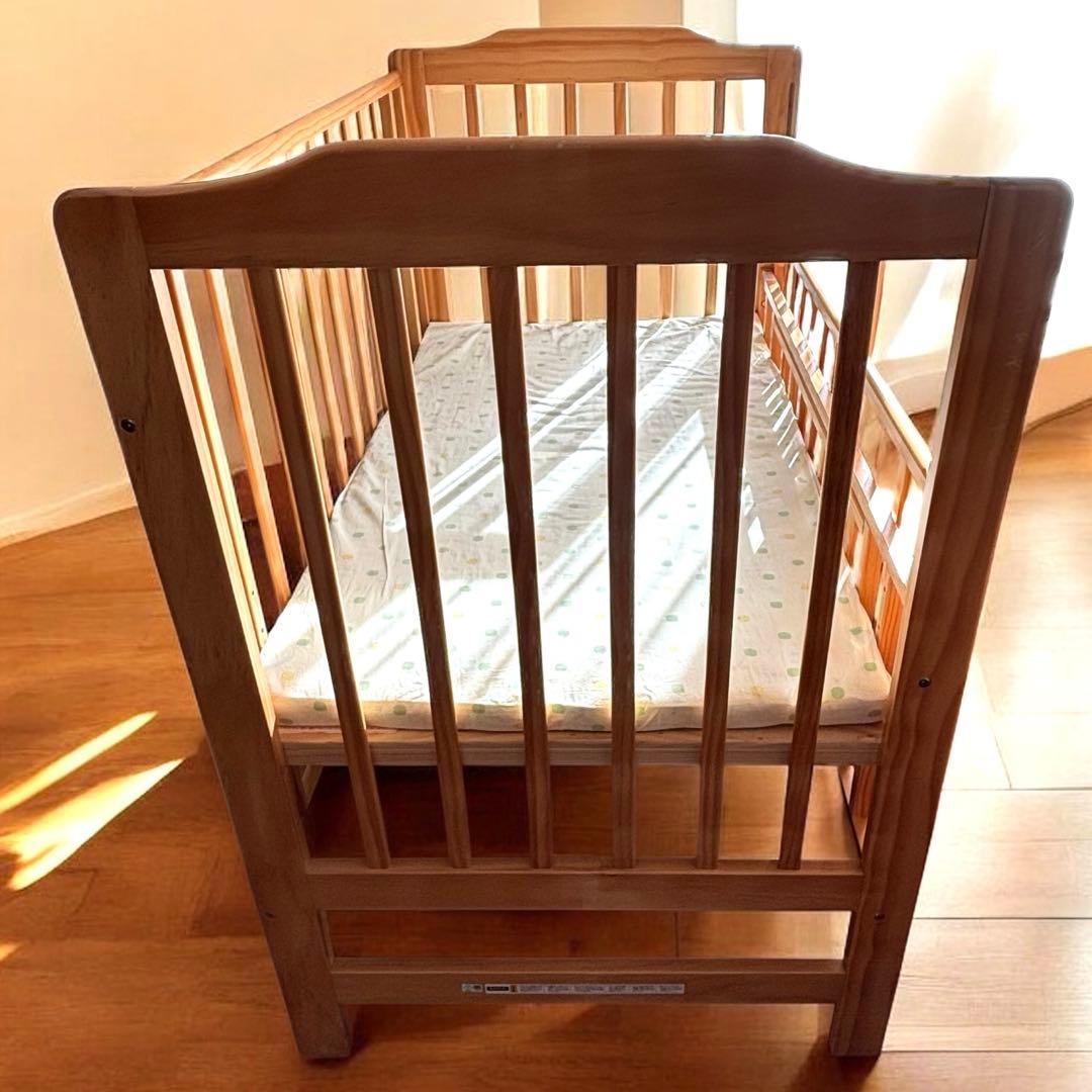 カトージ ハイシートベビーベッド02399 ナチュラル キャスター付き　清潔