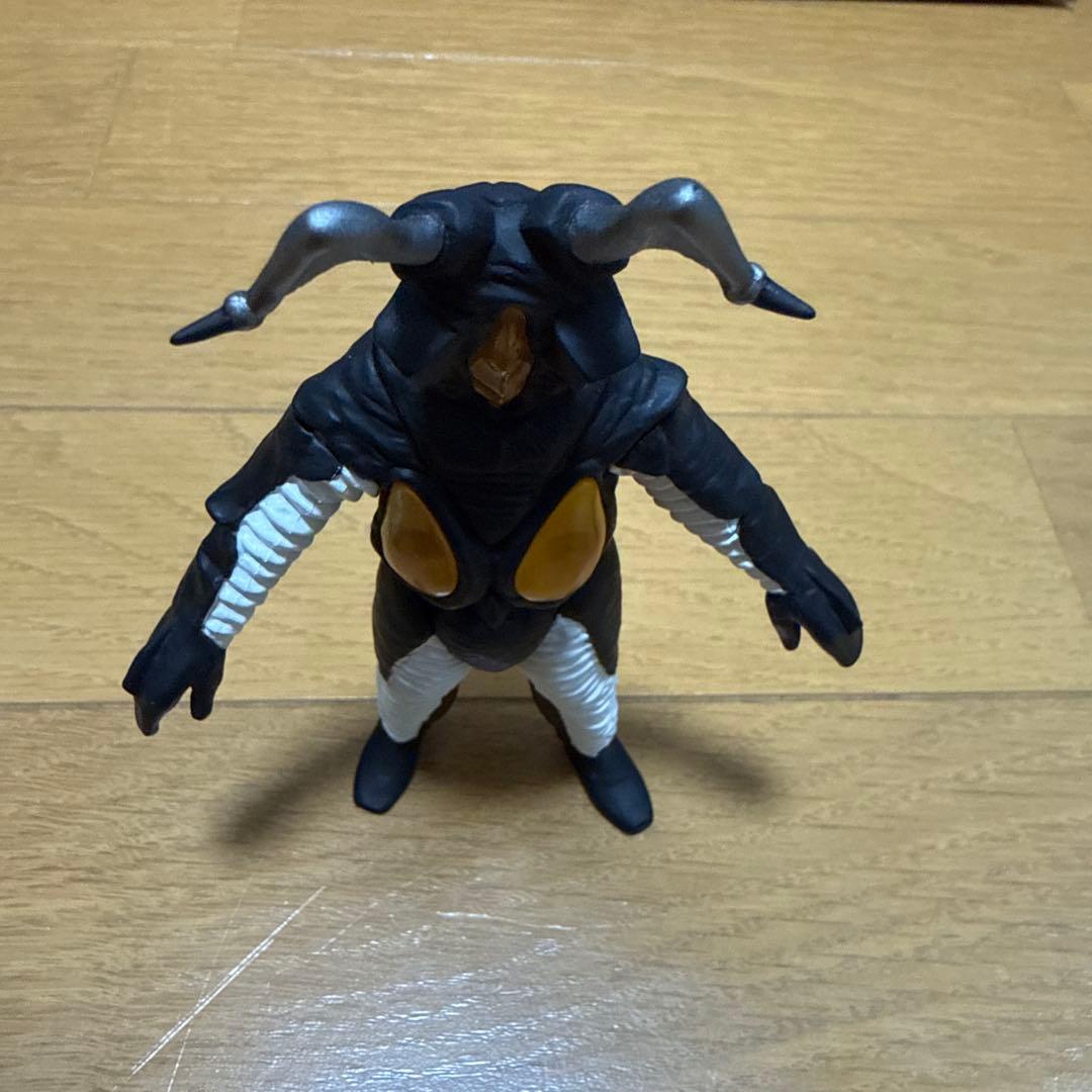 究極アルティメットルミナス　ゼットン