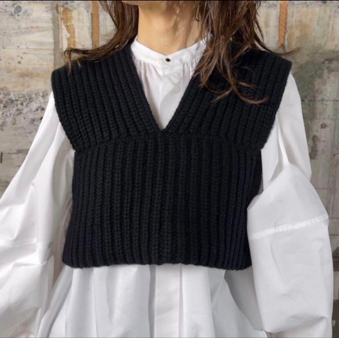 HYKE ニットビスチェ　ニット　ベスト　ビスチェ
