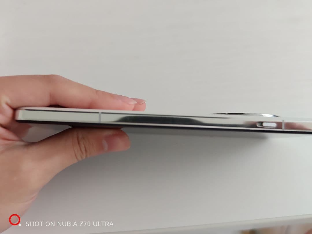 スマートフォン本体 oneplus 13