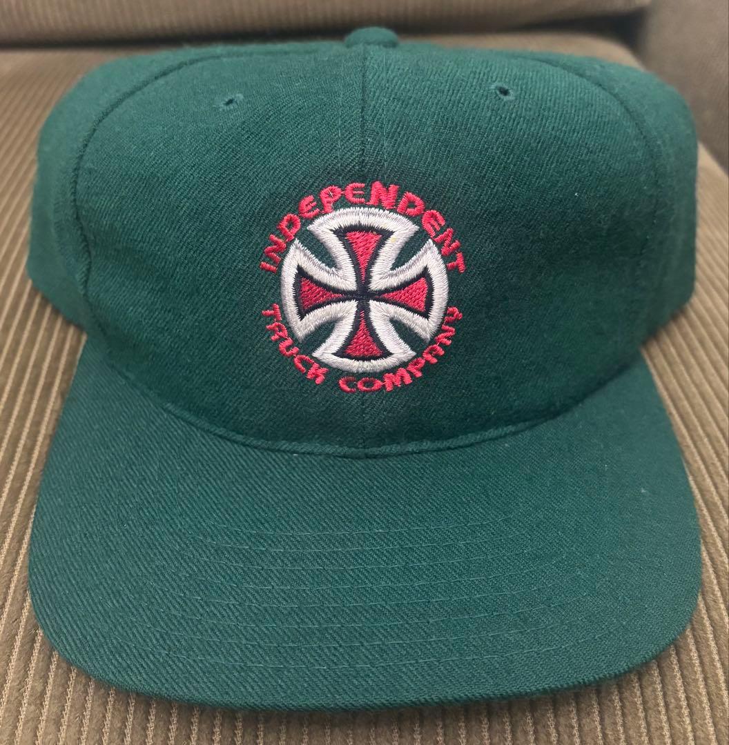 Independent グリーンキャップ ウール スナップバック