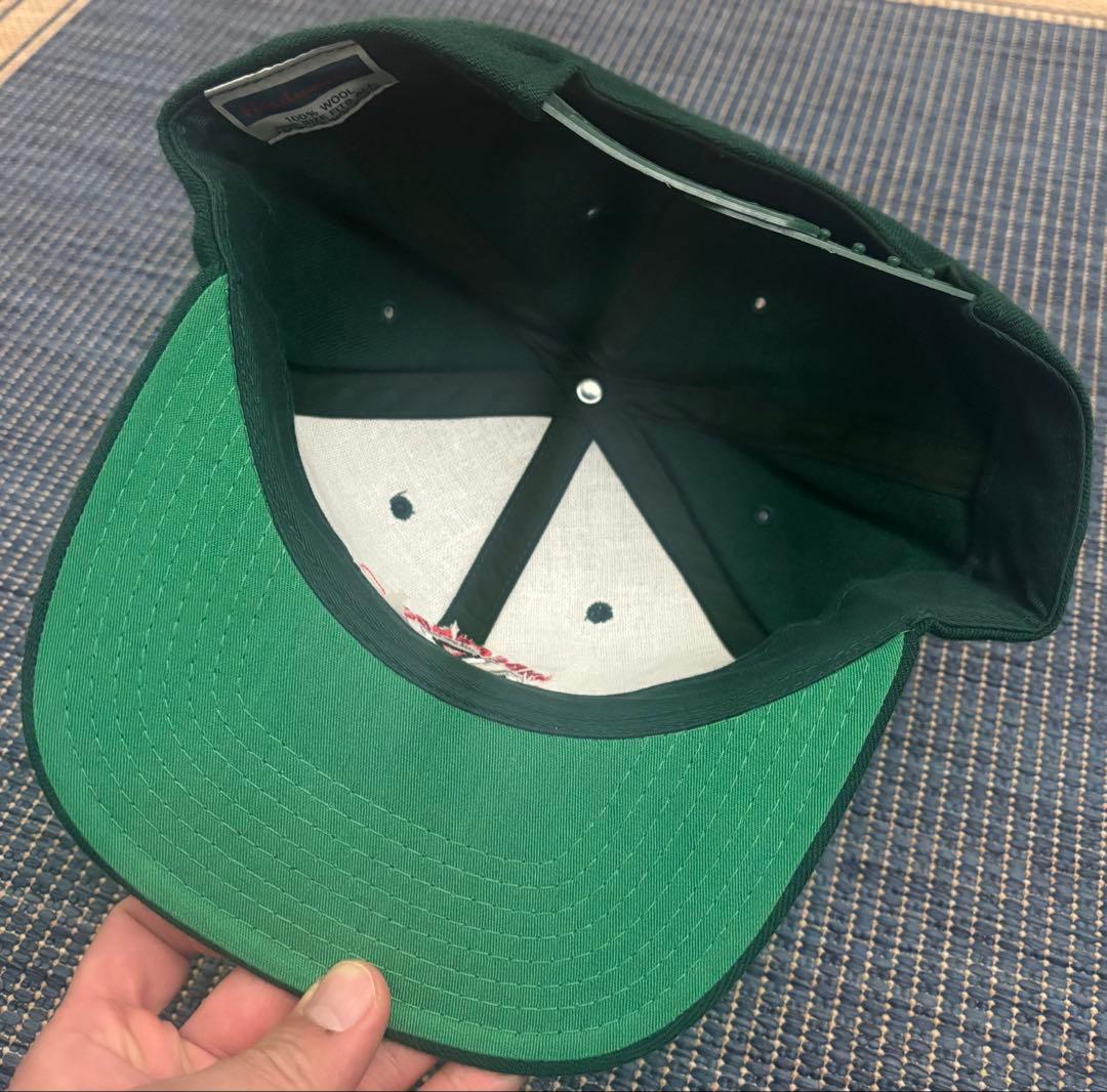 Independent グリーンキャップ ウール スナップバック