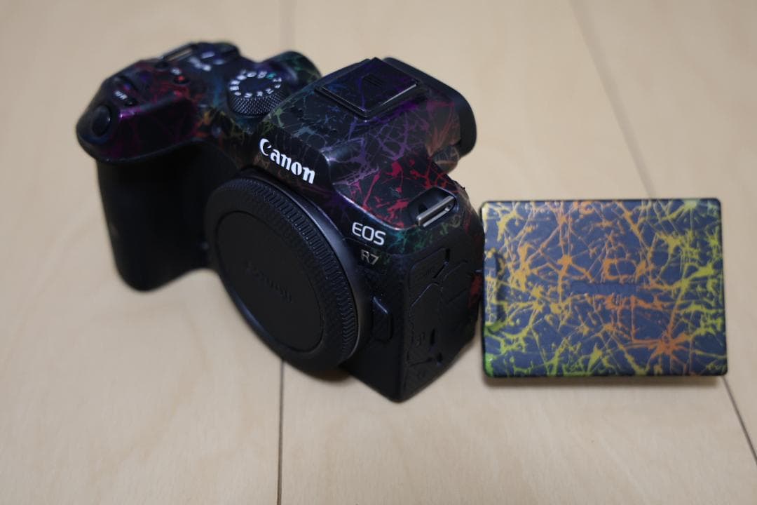 【美品・保証期間中】キヤノン EOS R7 ボディ ミラーレス一眼