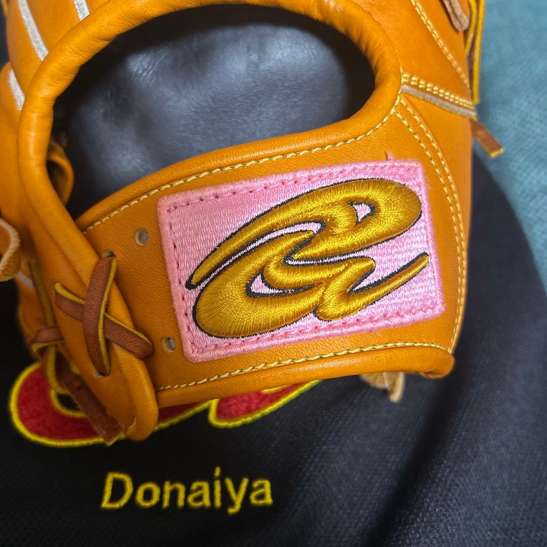 ドナイヤ　グローブ　軟式用　DJNII 内野手