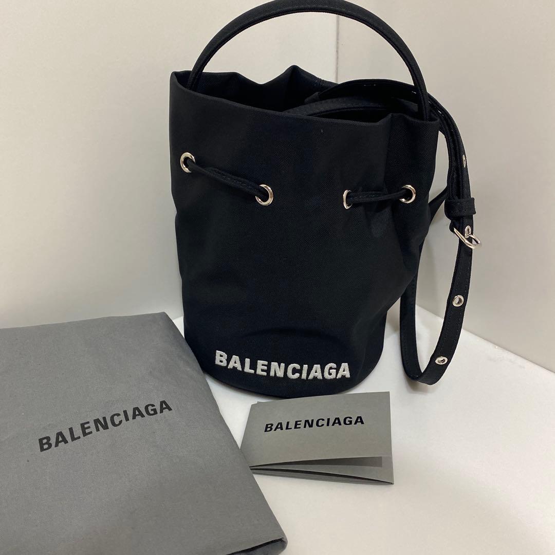 【超美品】BALENCIAGA ドローストリング　バケツバッグ　ショルダーバッグ