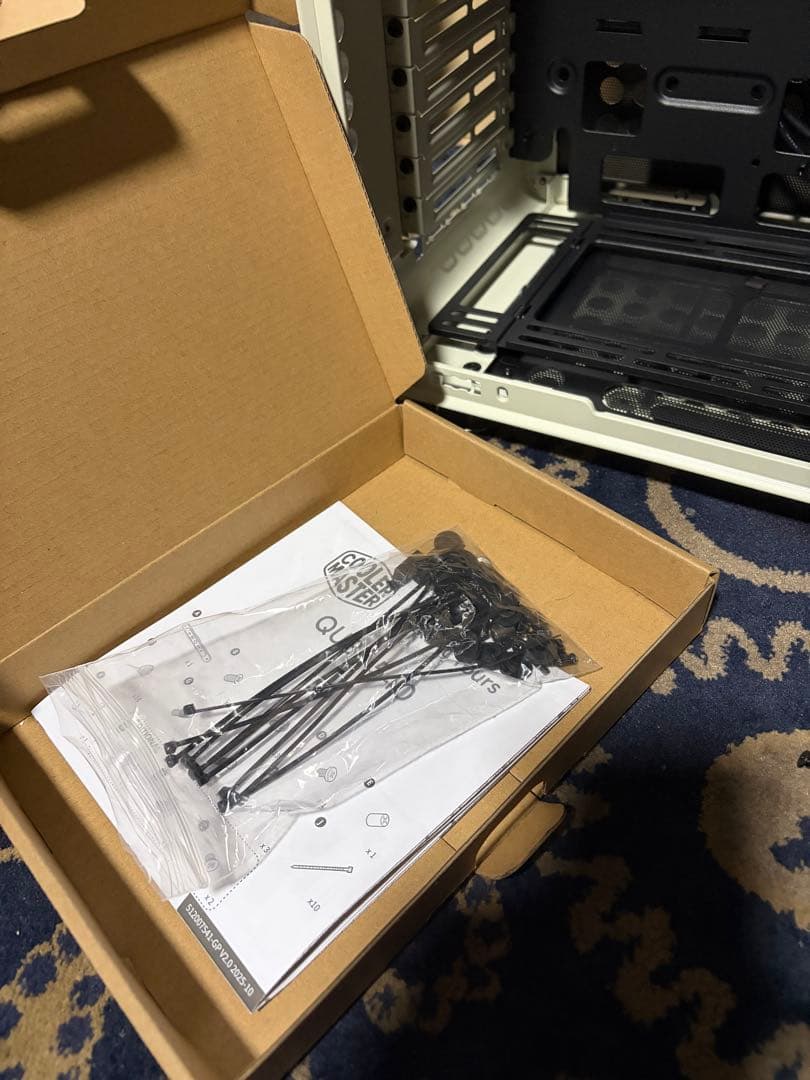 Cooler Master Qube 540 ムーンストーン