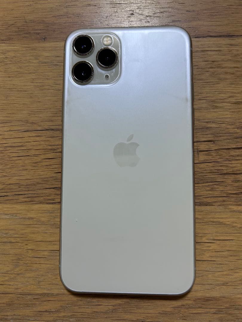 Apple iPhone 11 Pro シルバー 本体