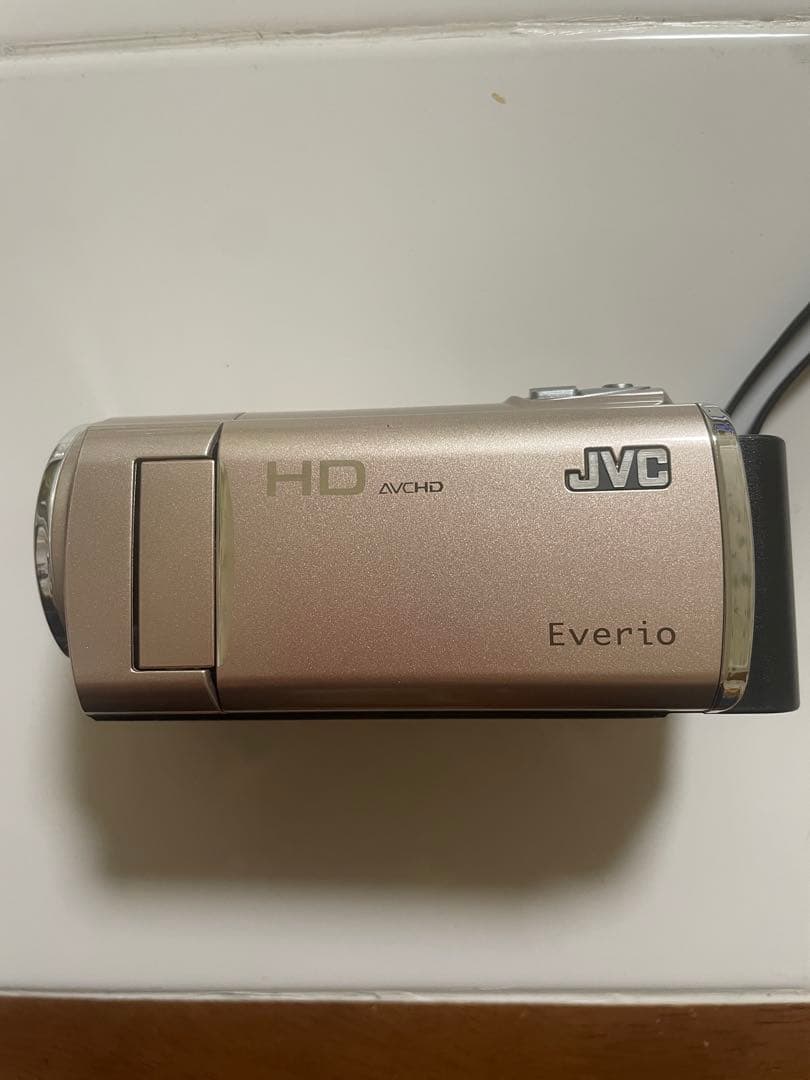 【美品】JVC Everio GZ-HM670 ビデオカメラ