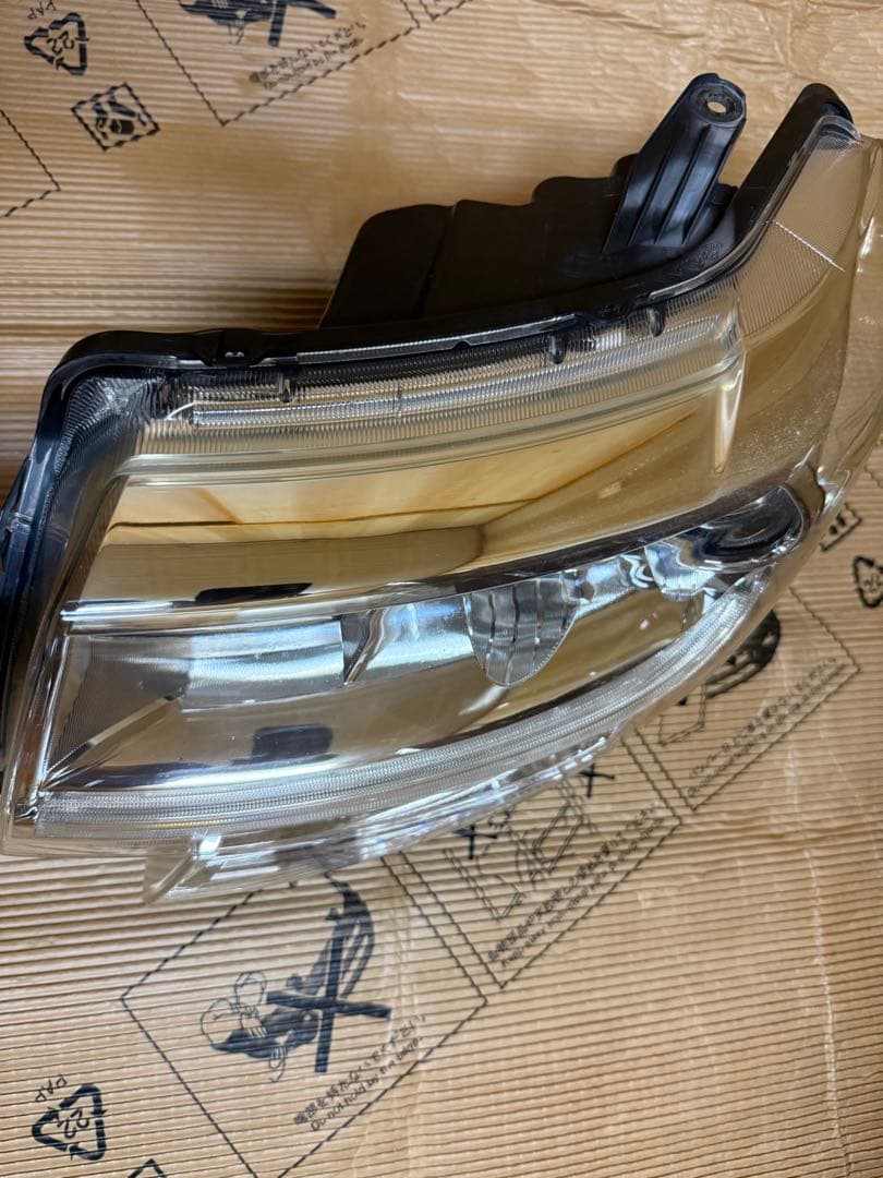 タントカスタム　前期　LEDヘッドライト　左