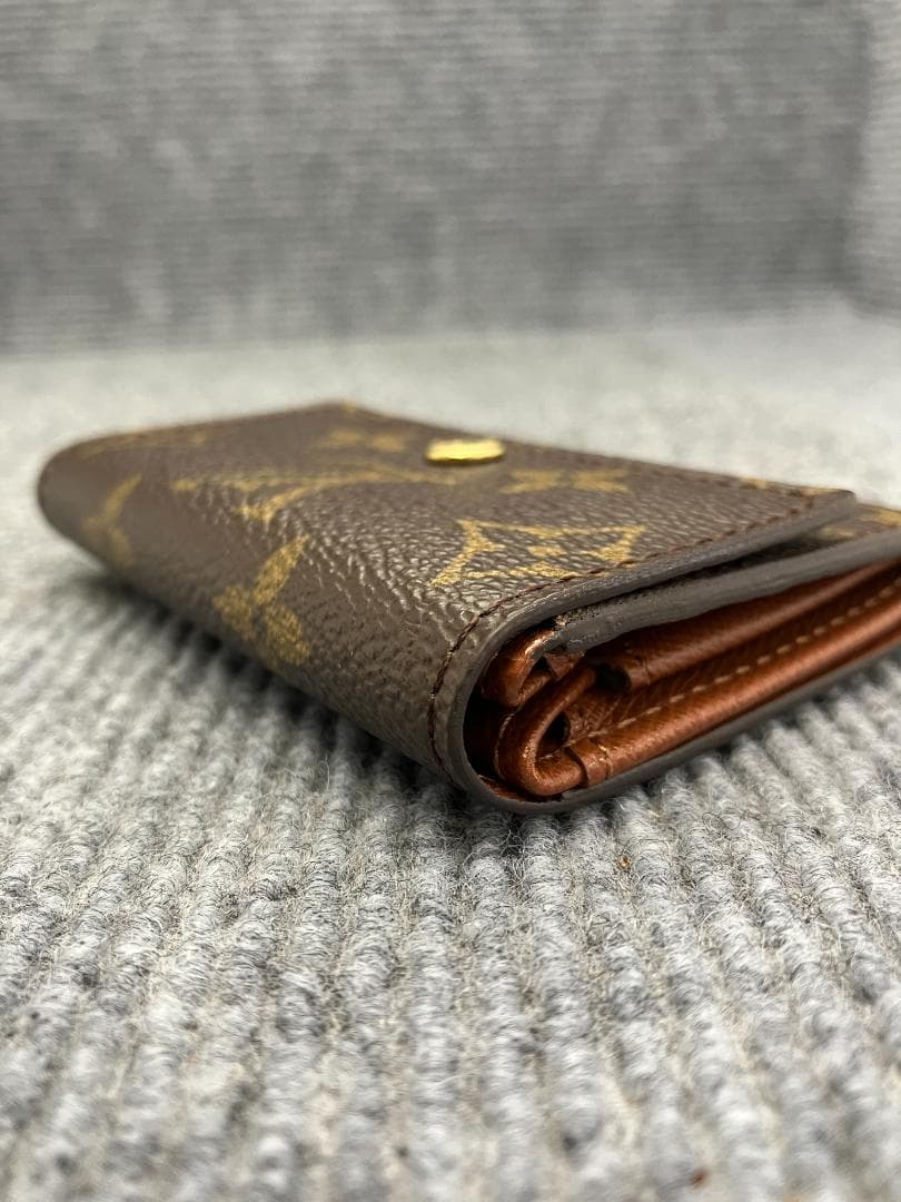 LOUIS VUITTON　ケース　モネプラ　モノグラム　242