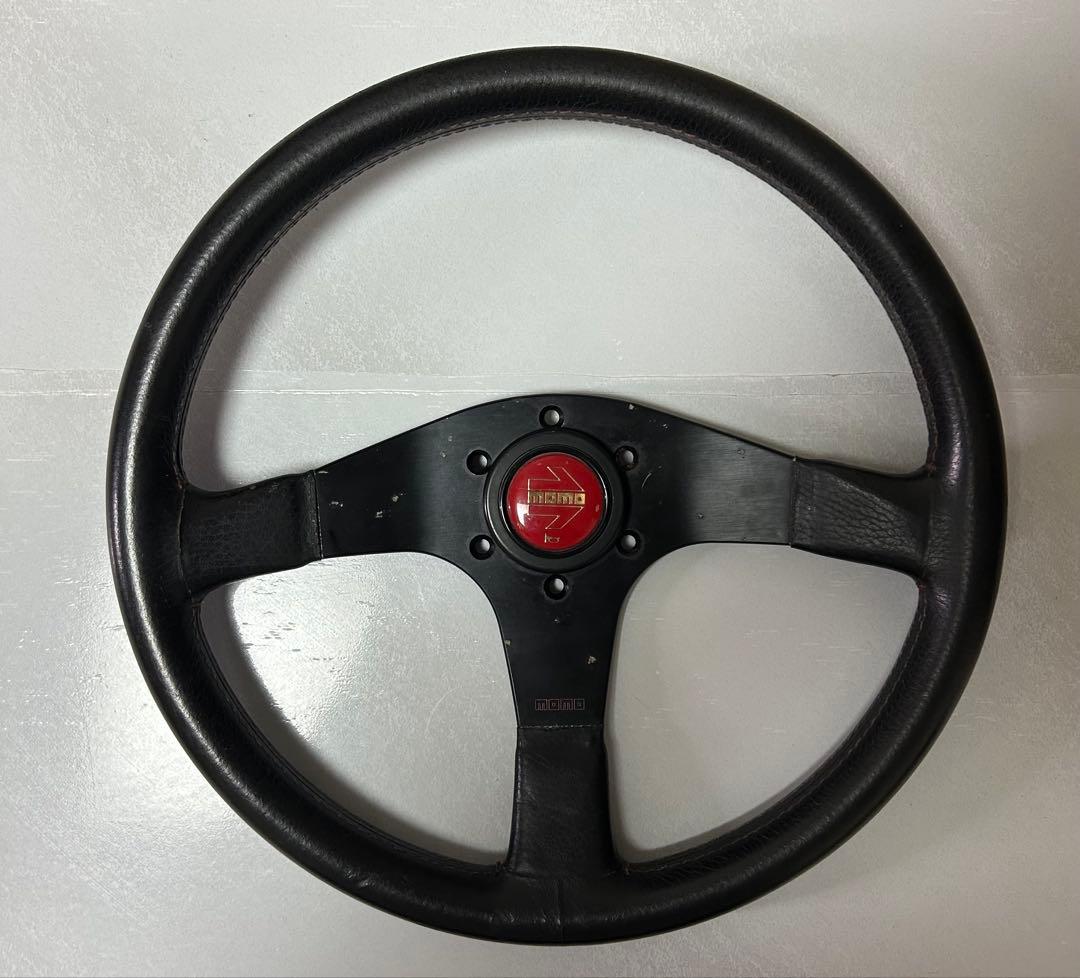 momoステアリング モデナ