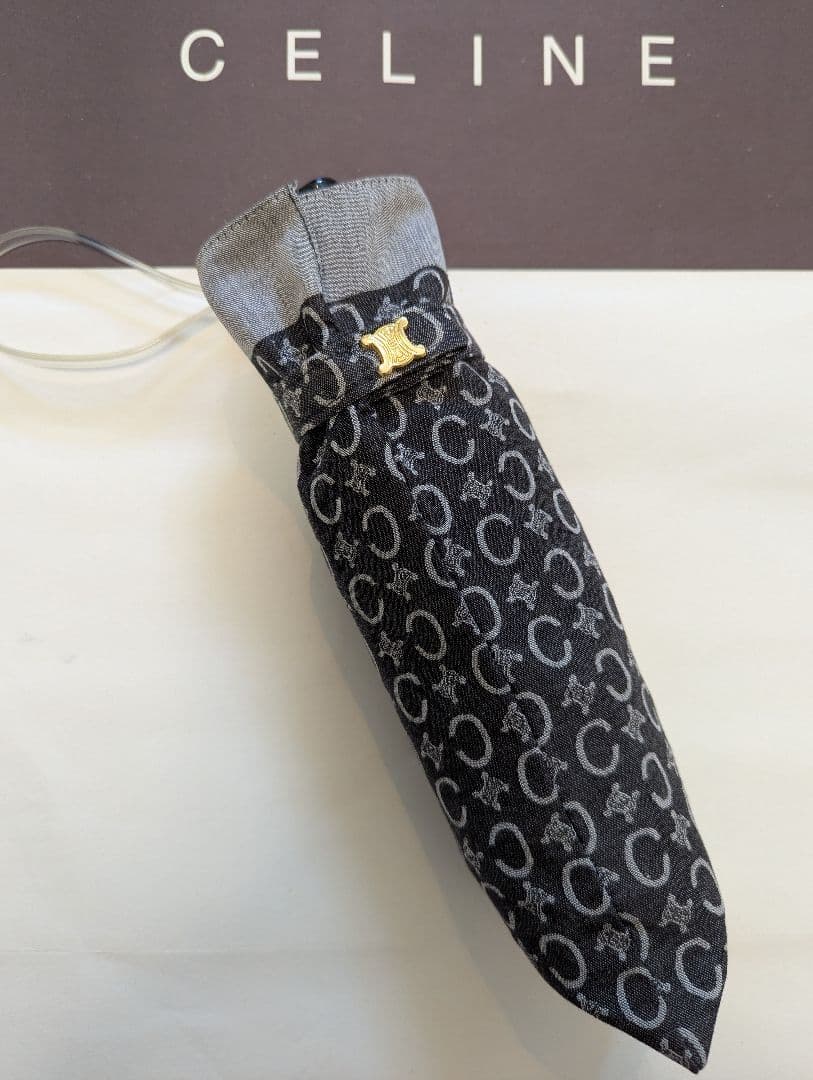 美品◇セリーヌ☆マダカム折り畳み傘　トリオンフ　晴雨兼用