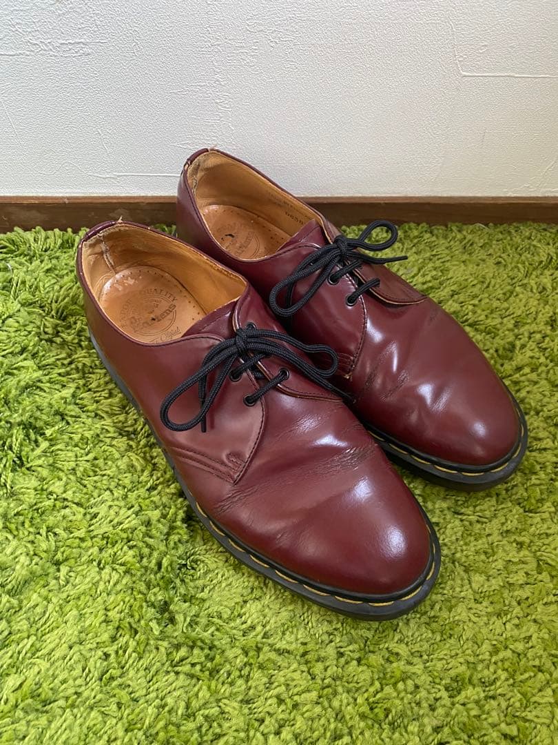 ドクターマーチン　メイドインイングランド　3ホールシューズ　イングランド製