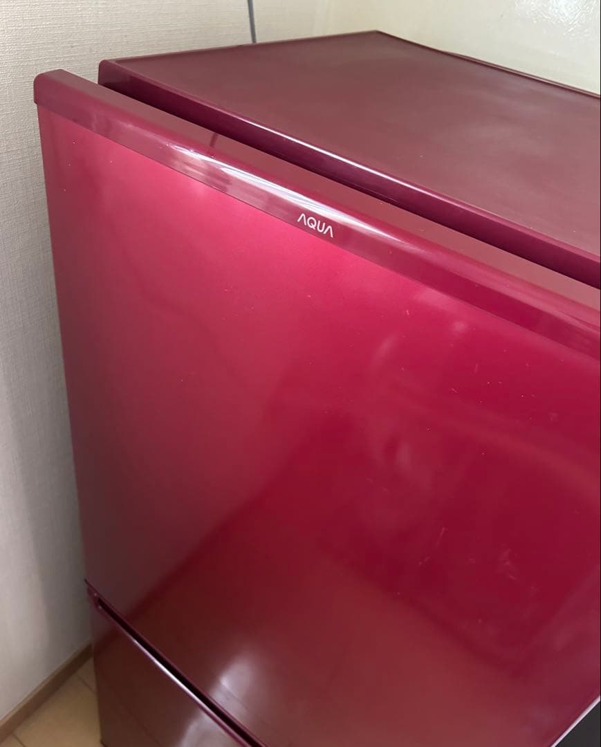 アクア AQUA 17J 冷凍庫　冷蔵庫　赤　レッド 一人暮らし　家電　2ドア