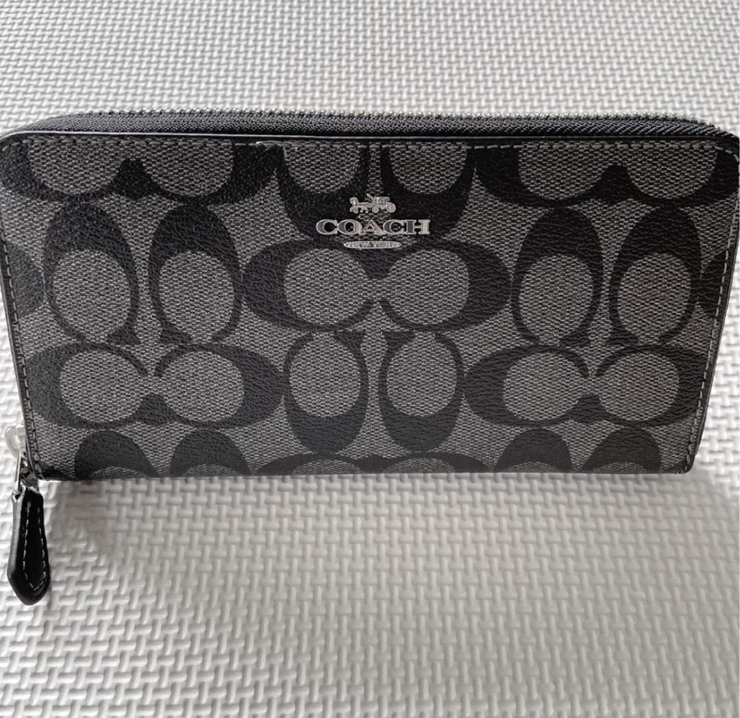 ま*ー様 COACH コーチ 長財布