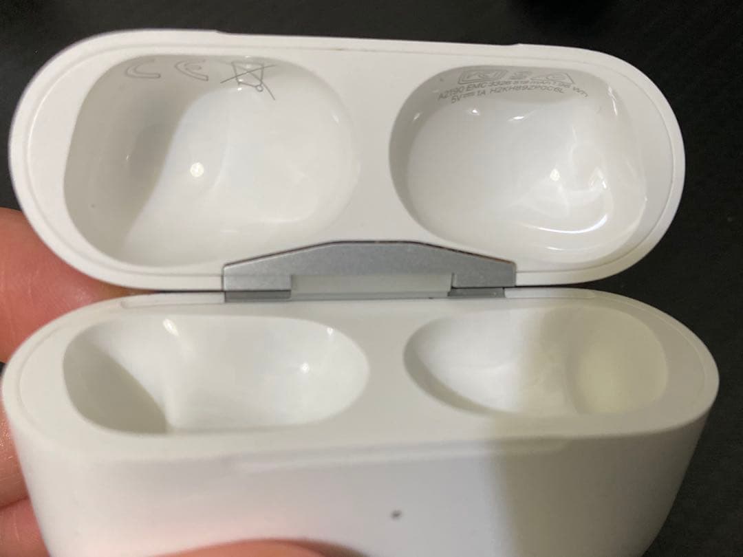 AirPods Pro 1 本体 ワイヤレス充電ケース付き