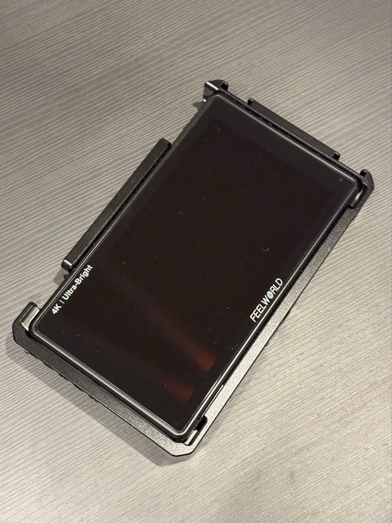 「5stars」FEELWORLD LUT6 ケージ付き