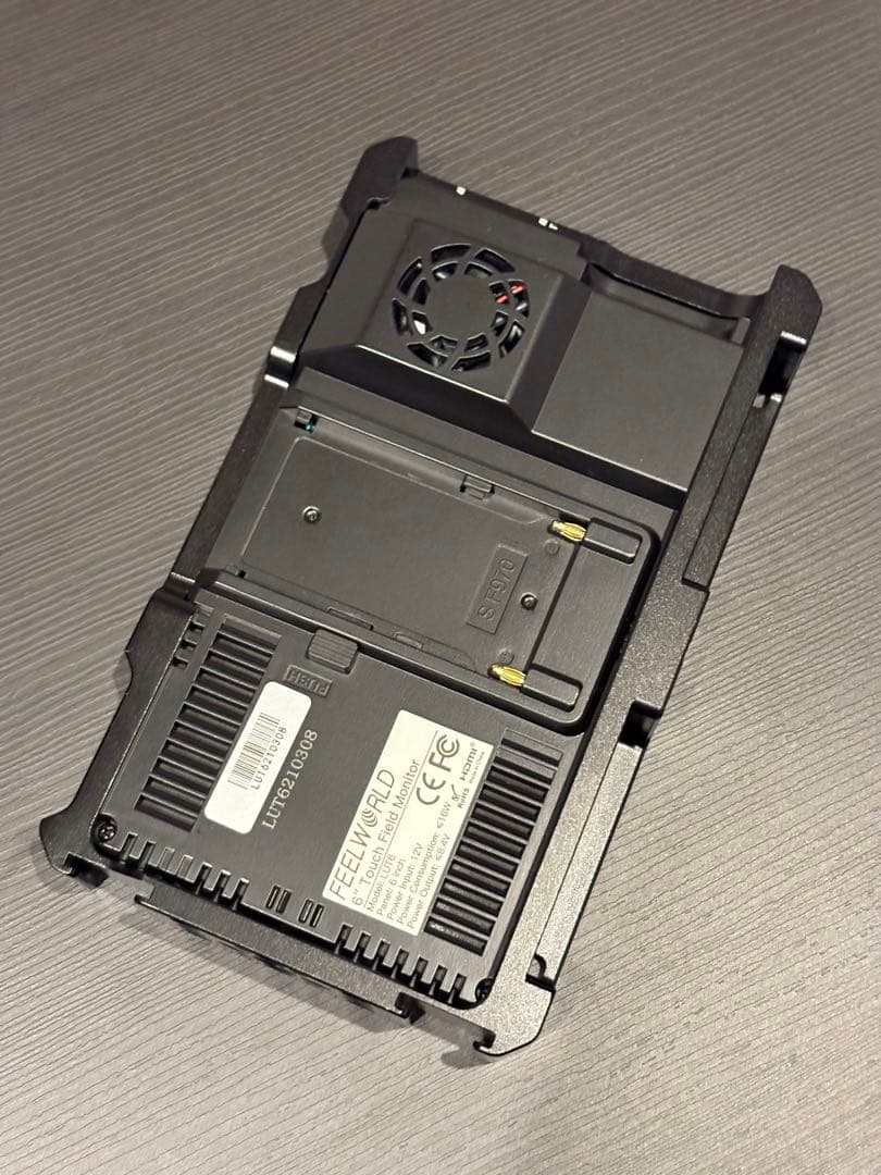 「5stars」FEELWORLD LUT6 ケージ付き