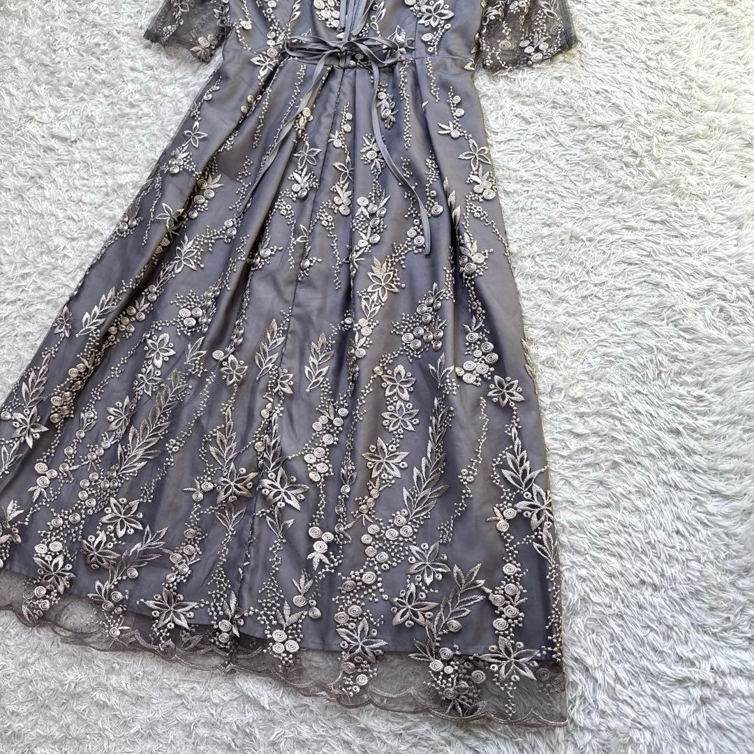 極美品 niana 刺繍レース バックリボン パーティードレス 二次会 M