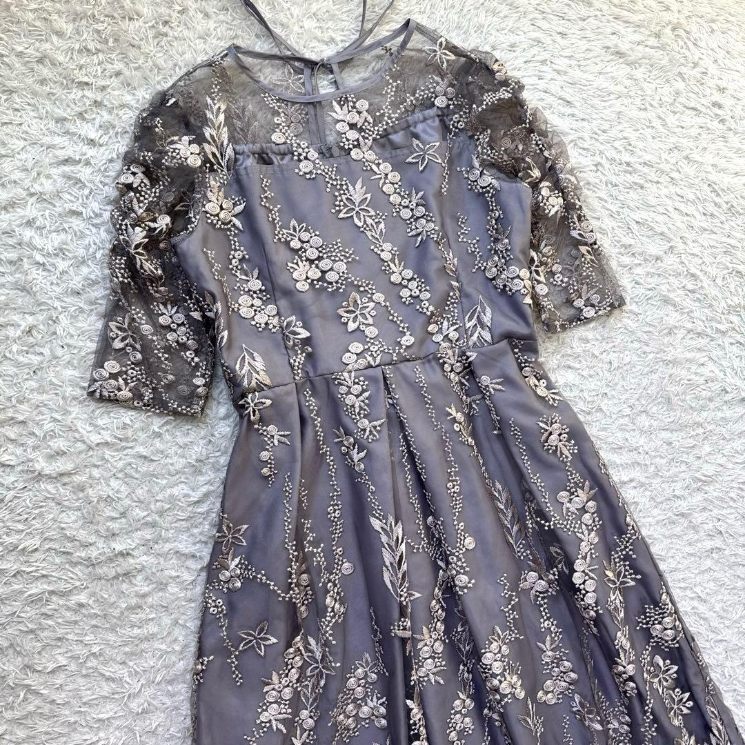 極美品 niana 刺繍レース バックリボン パーティードレス 二次会 M