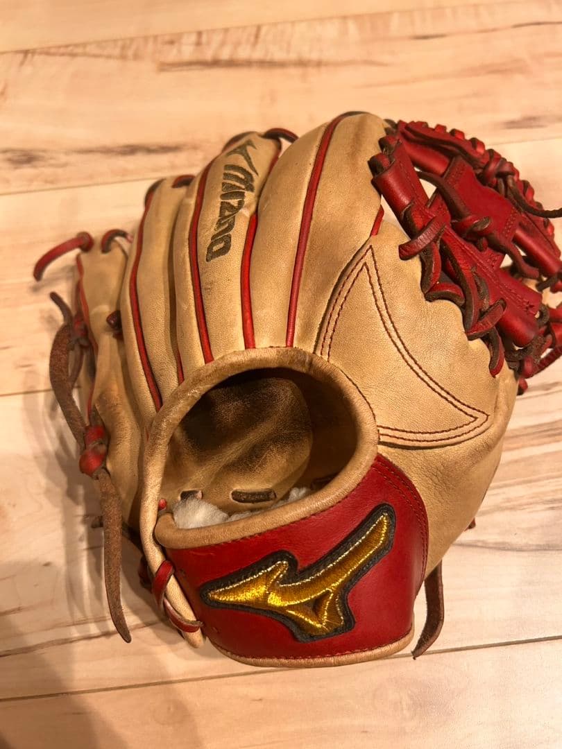 ミズノプロ　軟式　内野手　サイズ9 ベージュ/赤
