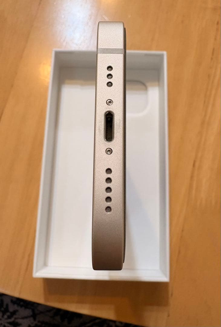 Apple iPhone 13 スターライト 本体 128GB 86%