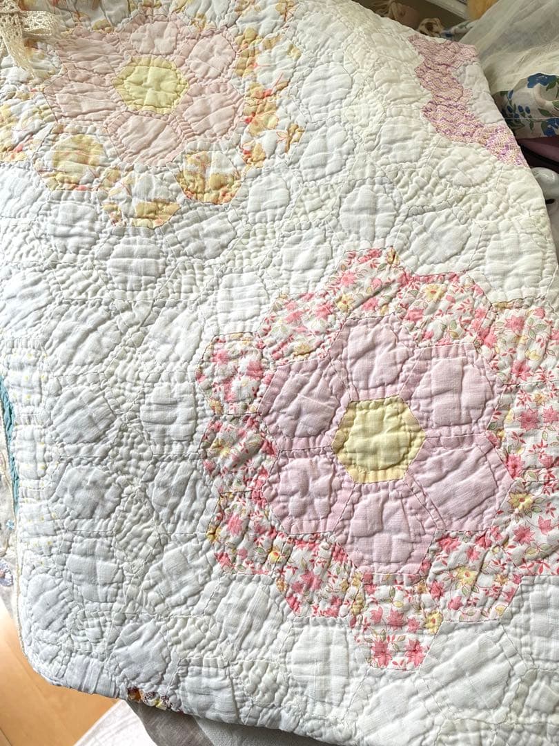 アンティークキルト＆アニマル刺繍クロスハンドメイド·͜· ♡