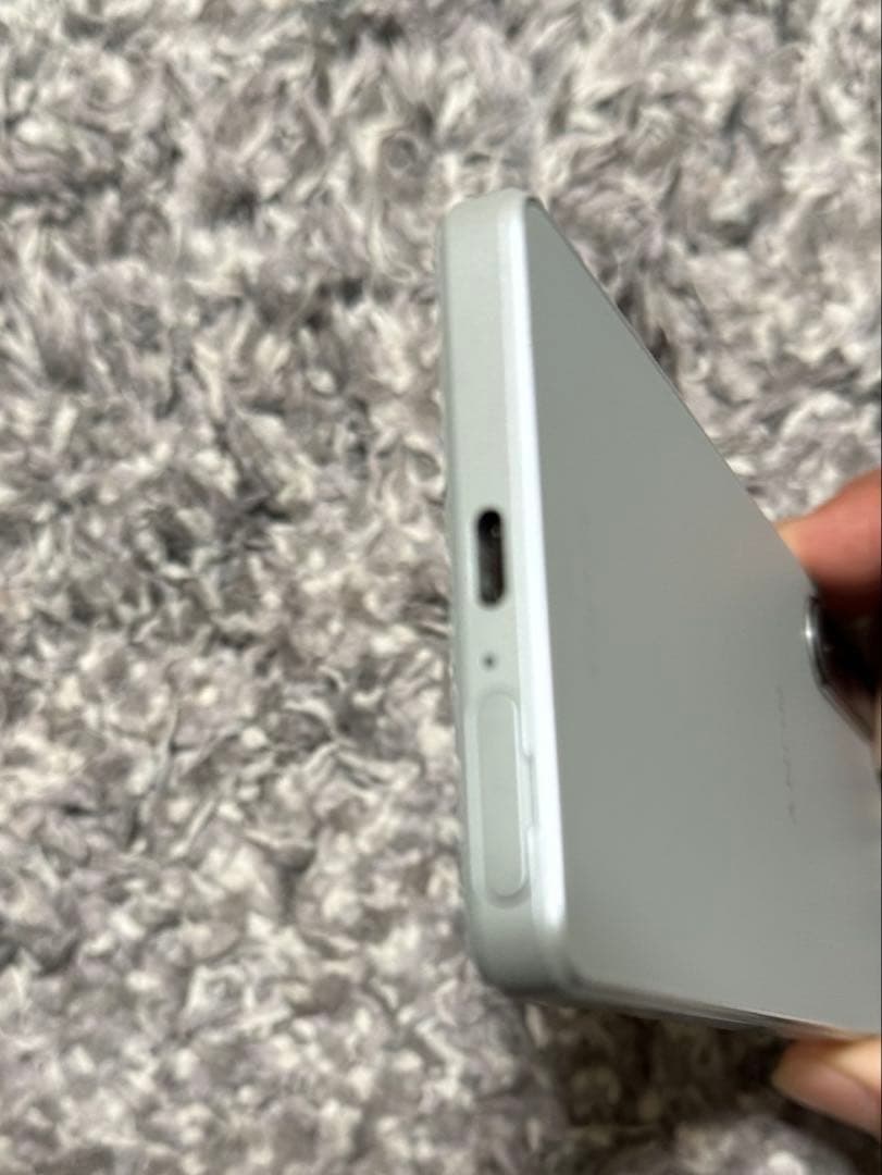 z*w様 Xperia 1 Ⅳ SIMフリー　美品　282102