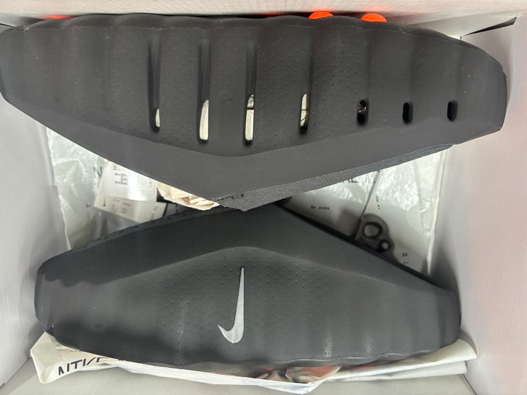 Nike Mind 001 ナイキ　マインド　HQ4307-001