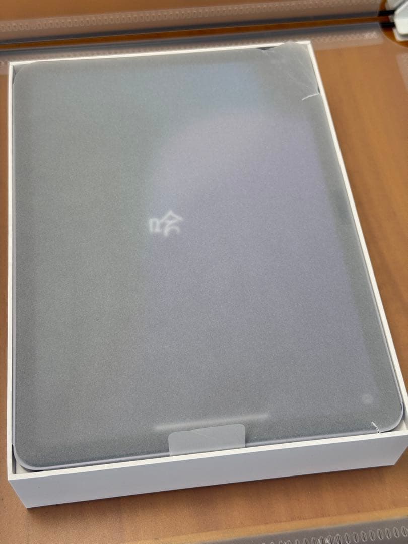 Apple 11 インチ iPad Air (M3) 128GB Wi-fi