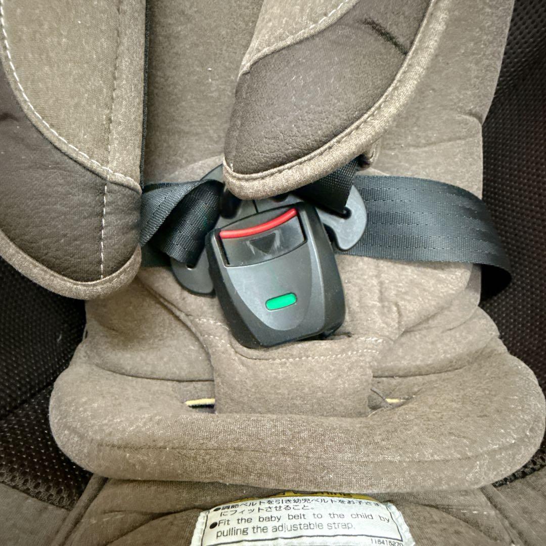 【美品】Combi クルムーヴスマート シートベルト固定 JJ-600