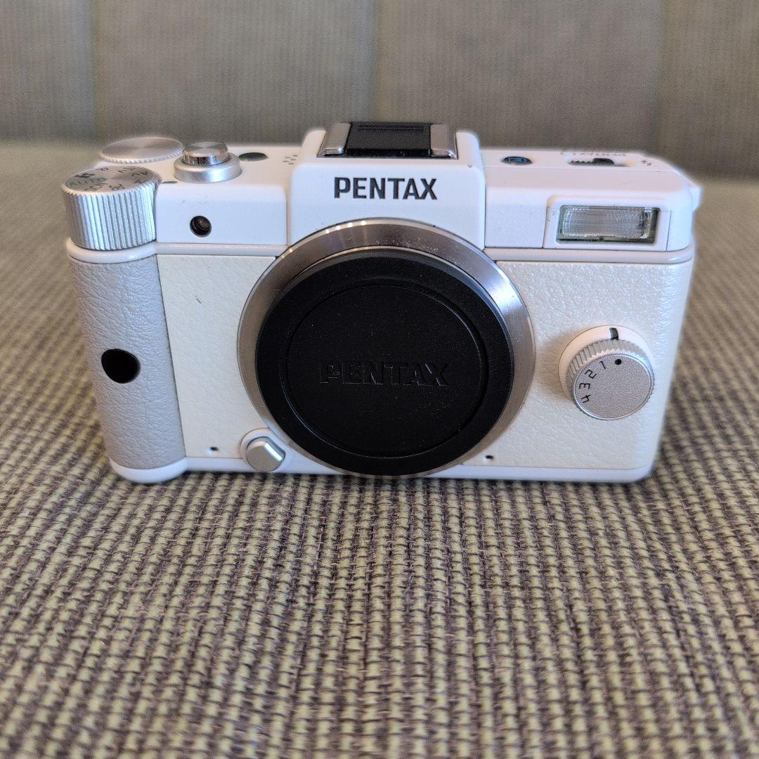 PENTAX Q ホワイト　レンズなし