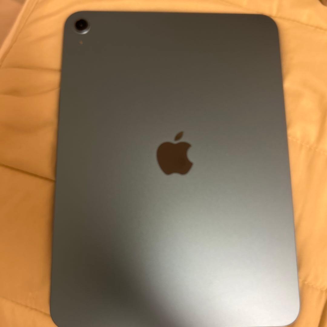 iPad (A16) Wi-Fi 128GB 本体 充電ケーブル付き ブルー