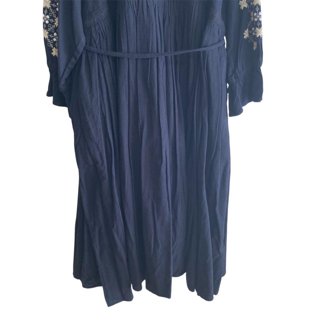 新品タグ付き✨ツハルバイサマンサモスモス 刺繍タックワンピース インド綿 長袖