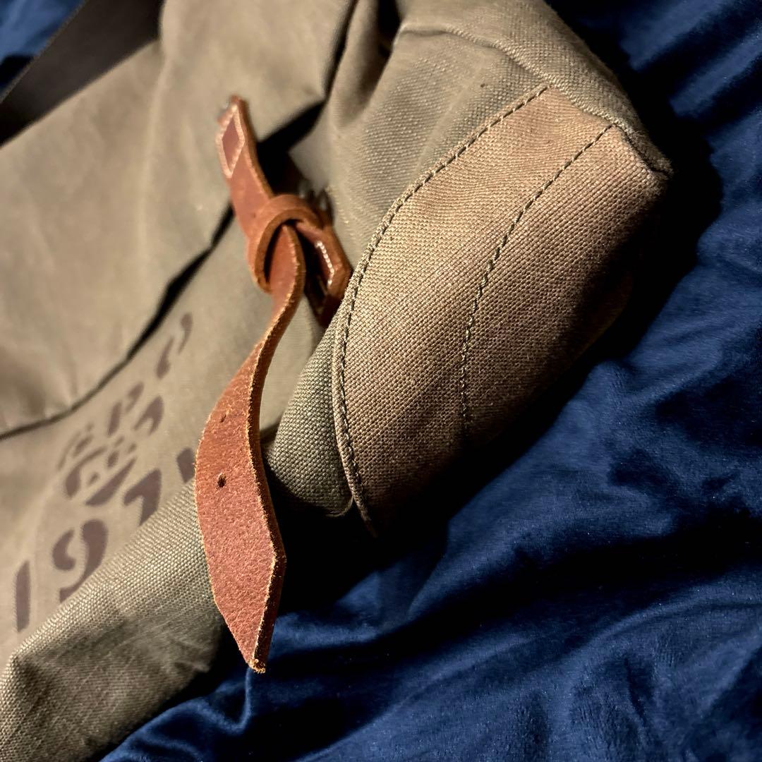 特別セール中　コリンボ　ポストマンショルダーバッグ