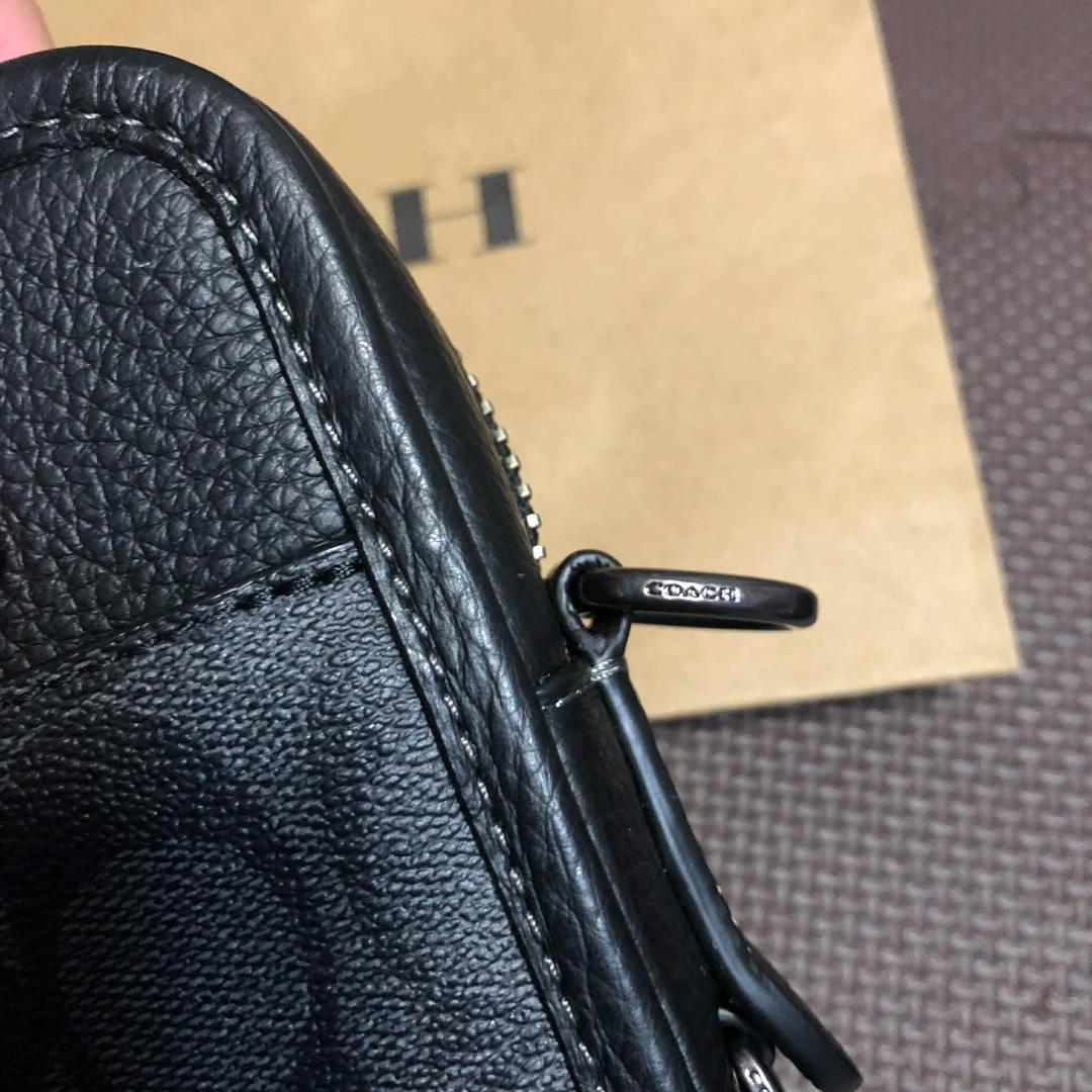 COACH メンズ ショルダーバッグ 新品未使用